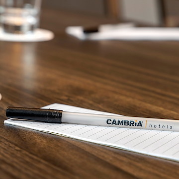 Does Cambria Hotel Savannah, GA, offer meeting and event space?